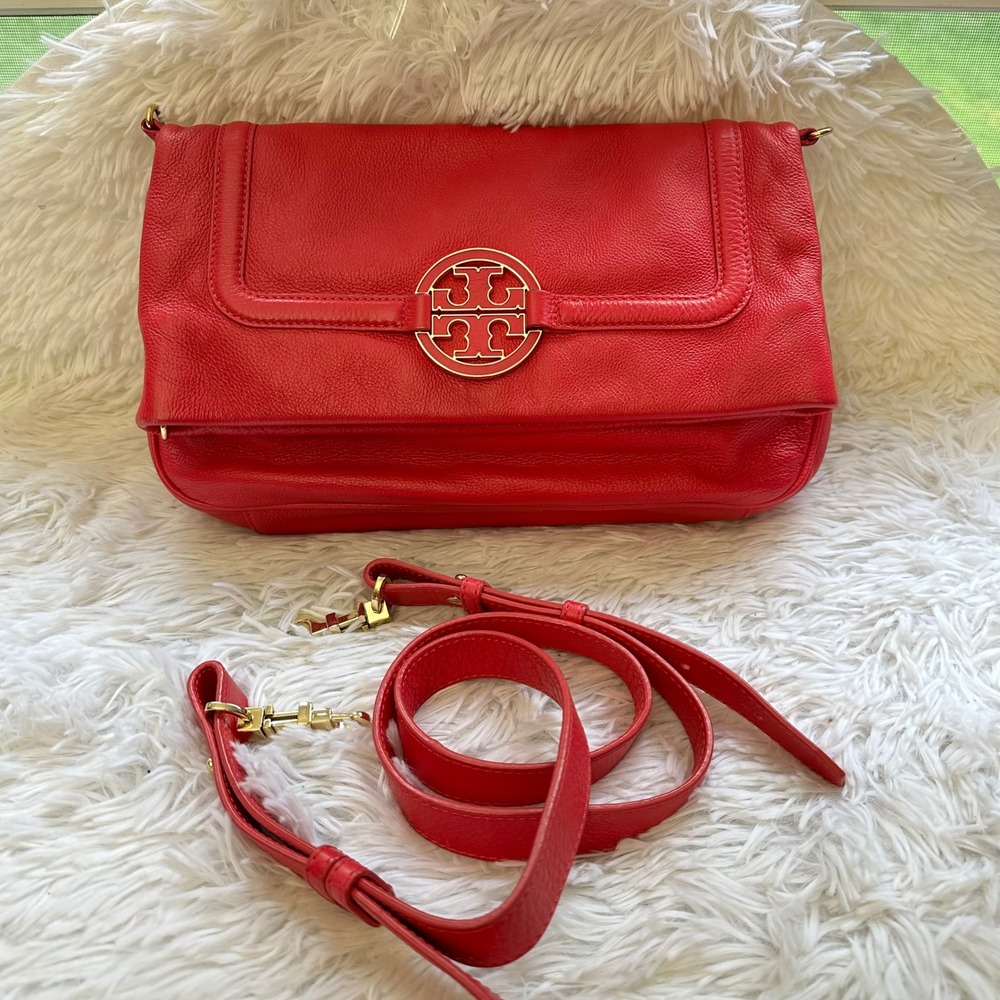Tory Burch Amanda Large LOGO Foldover Crossbody Clutch Bag Fuschia Leather